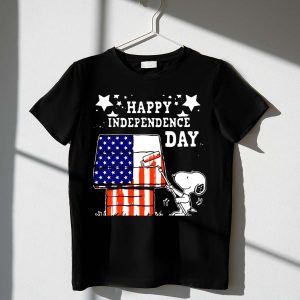 Happy Independence Day 4th of July Snoopy American Flag Doghouse 1 T Shirt