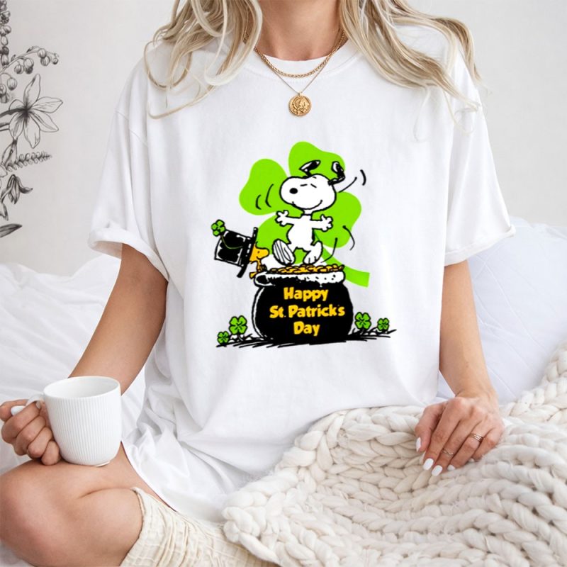 Happy St Patrick Day Snoopy And Woodstocks 1 T Shirt