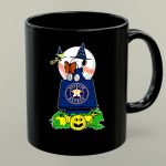 Houston Astros Halloween Snoopy And Woodstock Wizards Jack O Lantern Moon Baseball 1 mug.jpg