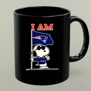 I Am New England Patriots Snoopy Flag 1 mug.jpg
