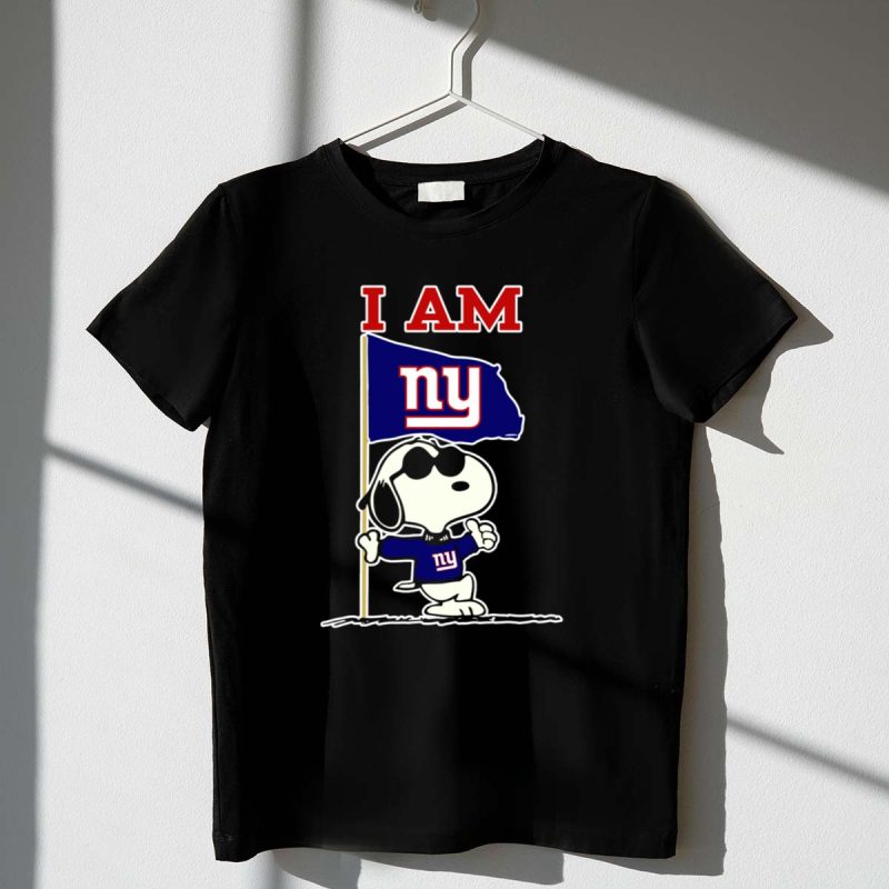 I Am New York Giants Snoopy Flag 1 T Shirt