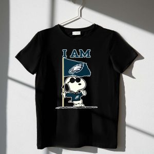 I Am Philadelphia Eagles Snoopy Flag 1 T Shirt