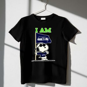 I Am Seattle Seahawks Snoopy Flag 1 T Shirt