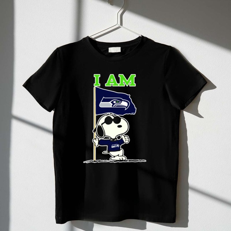 I Am Seattle Seahawks Snoopy Flag 1 T Shirt