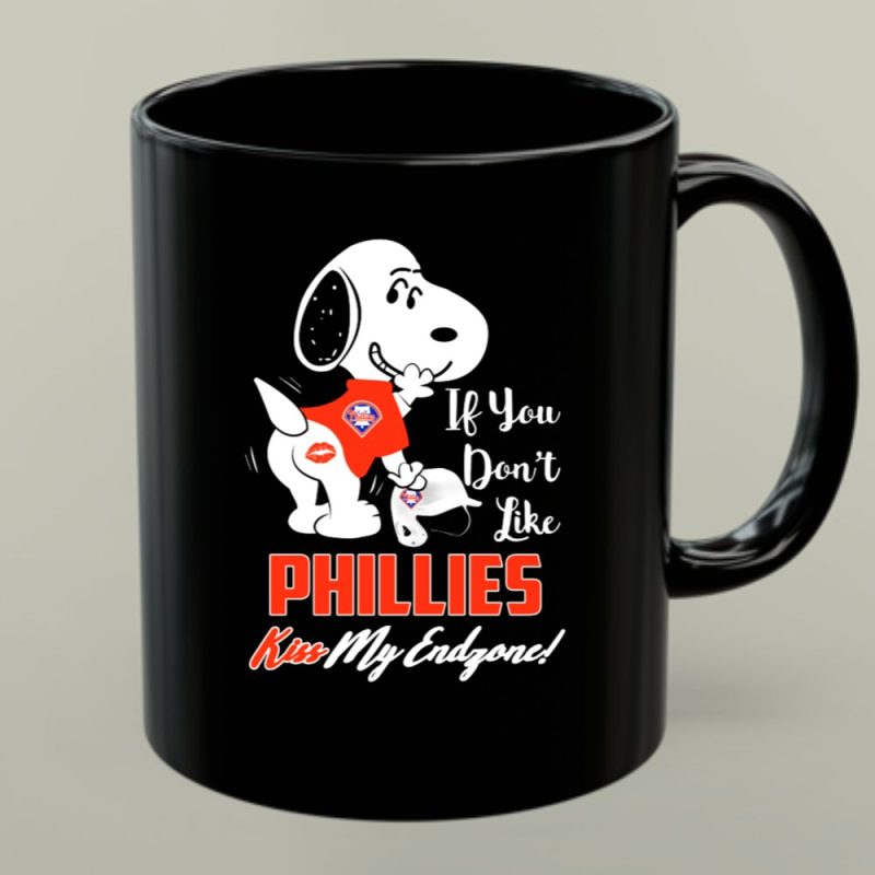 If You Dont Like Phillies Kiss My Endzone Snoopy Phillies Fans 1 Mug.jpg