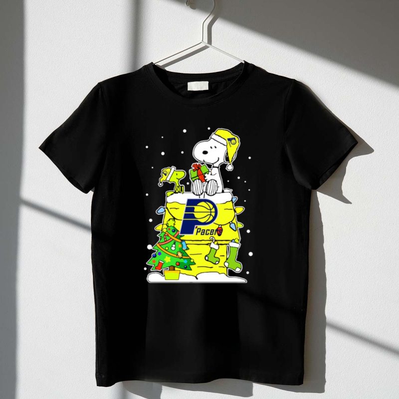 Indiana Pacers Snoopy Christmas Peanuts Lover 1 T Shirt
