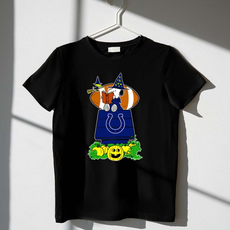 Indianapolis Colts Snoopy Witch Hat Football Halloween Pumpkin 1 T Shirt