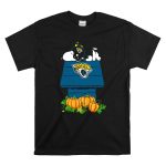 Jacksonville Jaguars Snoopy Pumpkin Halloween Peanuts NFL Football T Shirt 6