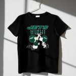 Jets Win Snoopy And Charlie Brown High Five Celebration 1 T Shirt