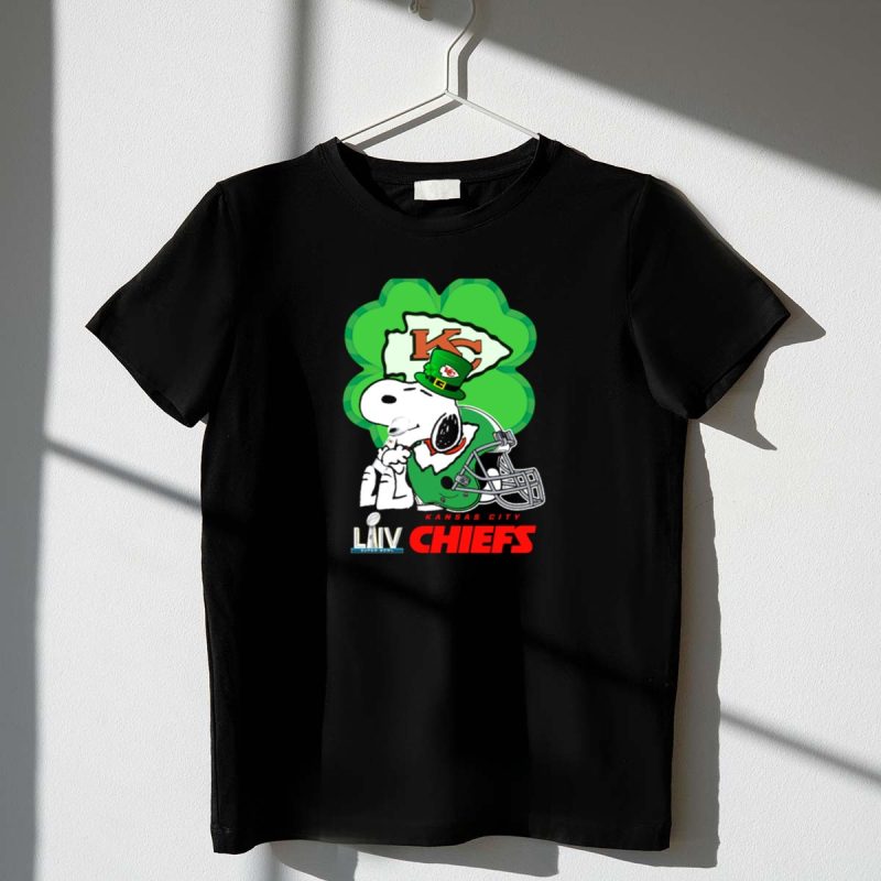 Kc Chiefs St Patricks Day Liv Snoopy Shamrock 1 T Shirt