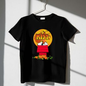 KISS Snoopy Halloween Pumpkin Moon Scene 1 T Shirt.jpg