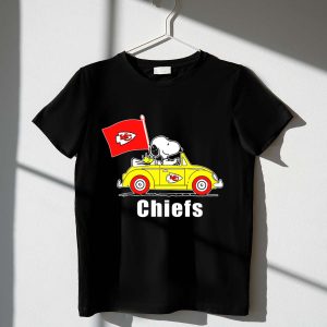 Kansas City Chiefs Snoopy Riding with Woodstock in Yellow Car 1 T Shirt