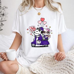 LSU Tigers Snoopy and Hello Kitty Valentine 1 T Shirt 1.jpg