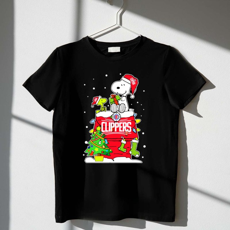 La Clippers Snoopy Christmas Holiday Scene 1 T Shirt