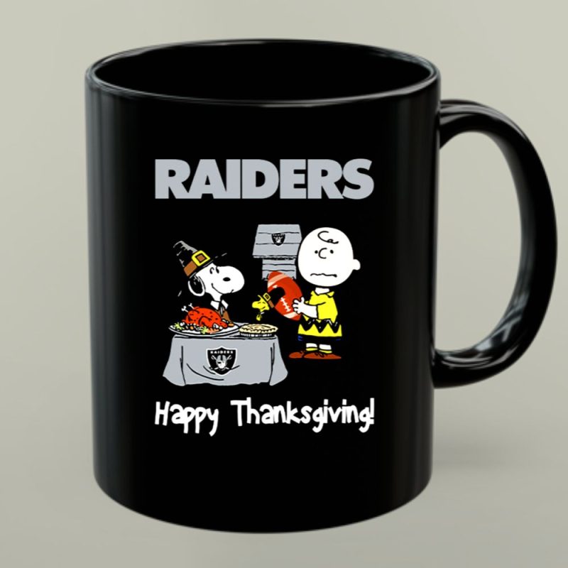 Las Vegas Raiders Peanuts Charlie Brown And Snoopy Happy Thanksgiving 1 Mug.jpg