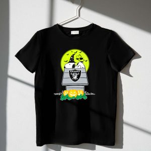 Las Vegas Raiders Snoopy Halloween Peanuts Pumpkin Patch Moon Scene 1 T Shirt