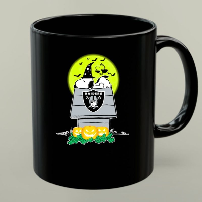 Las Vegas Raiders Snoopy Halloween Peanuts Pumpkin Patch Moon Scene 1 Mug.jpg