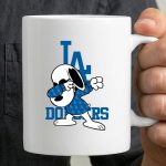 Los Angeles Dodgers Snoopy Dabbing LA 3 mug 1.jpg