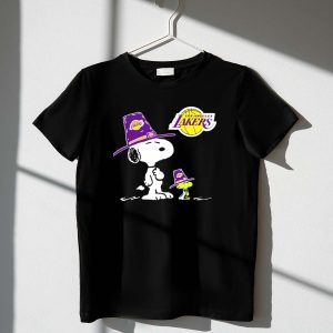 Los Angeles Lakers Snoopy Peanuts Basketball 1 T Shirt