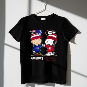 Mashup Charlie Brown New England Patriots Vs Snoopy Georgia Bulldogs Shirt