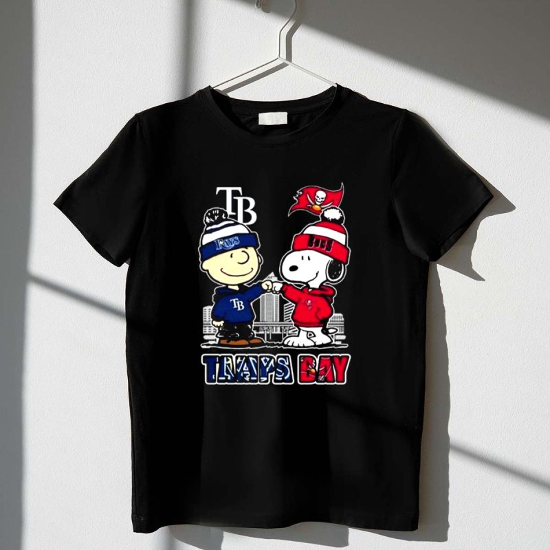 Mashup Charlie Brown Tampa Bay Rays X Snoopy Tampa Bay Buccaneers 1 T Shirt.jpg