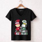 Mashup Charlie Brown Wisconsin Badgers X Snoopy Green Bay Packers Skyline 7 Womens V Neck