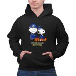 Mashup Charlie Brown and Snoopy Wear Notre Dame Fighting Irish 2 Hoodie.jpg