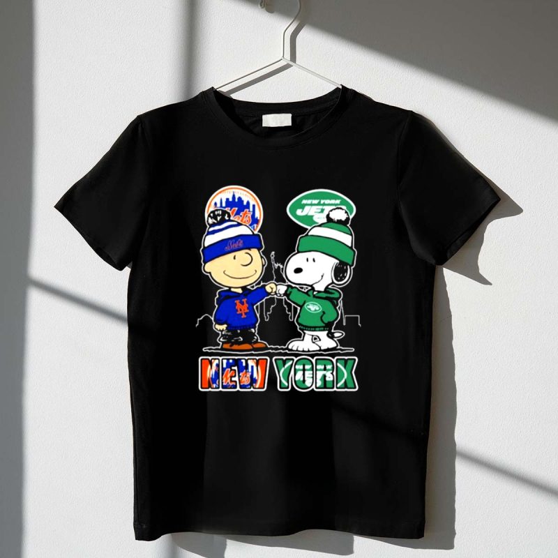Mashup New York Snoopy Fist Bump Charlie Brown Mets And Jets 1 T Shirt