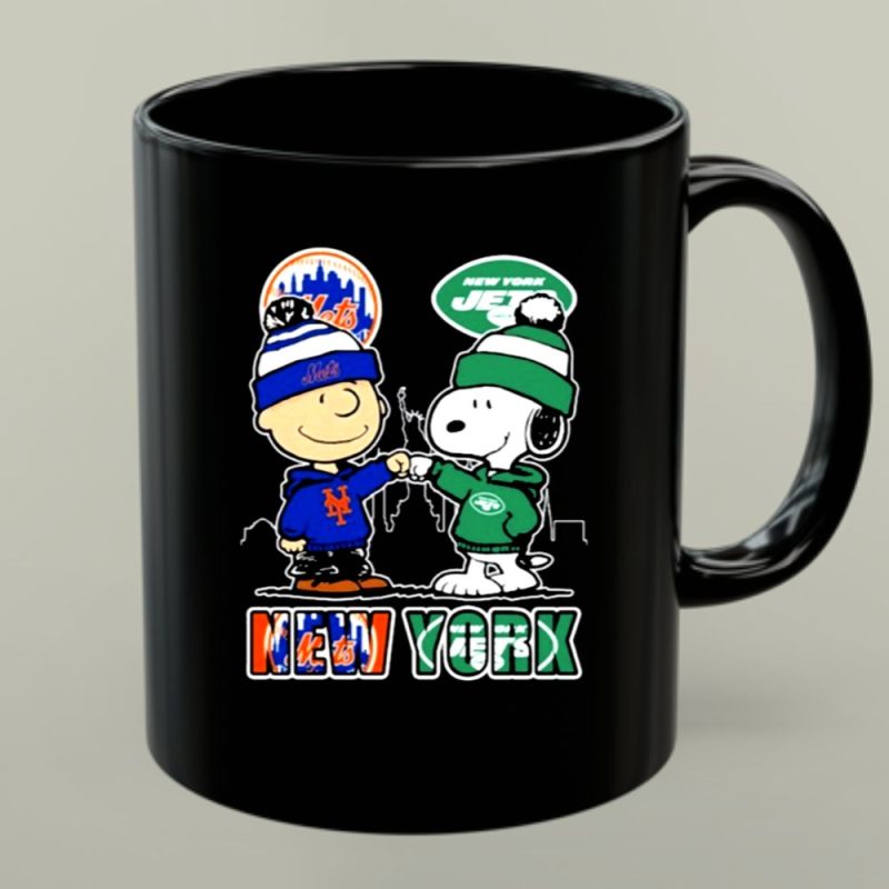 Mashup New York Snoopy Fist Bump Charlie Brown Mets And Jets 1 Mug.jpg