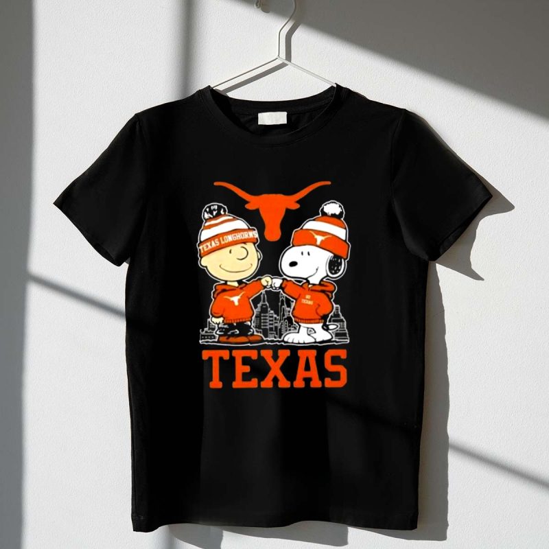 Mashup Snoopy And Charlie Brown Texas Longhorns Football Skyline 1 T Shirt.jpg