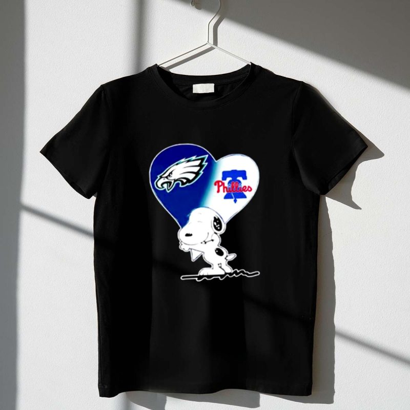 Mashup Snoopy Love Philadelphia Eagles And Philadelphia Phillies 1 T Shirt