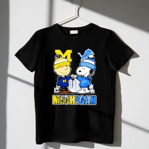 Mashup Snoopy and Charlie Brown x Michigan sports Lions and Wolverines 1 T Shirt.jpg