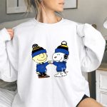 Mashup St Louis Blues Snoopy and Charlie Brown Fist Bump 9 Sweatshirt.jpg