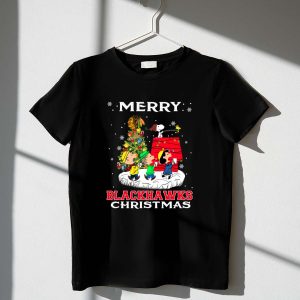 Merry Blackhawks Christmas Featuring Snoopy Woodstock And Friends Shirt