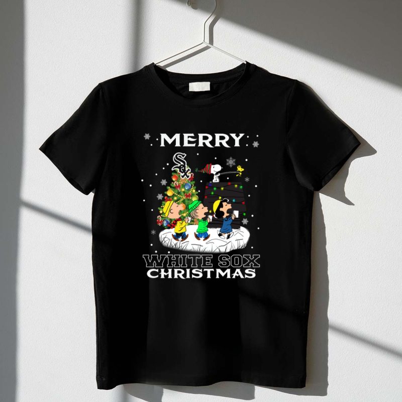 Merry Chicago White Sox Christmas Featuring Snoopy And Peanuts Characters 1 T Shirt.jpg