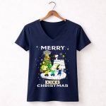 Merry Knicks Christmas New York Snoopy Fans 5 Womens V Neck