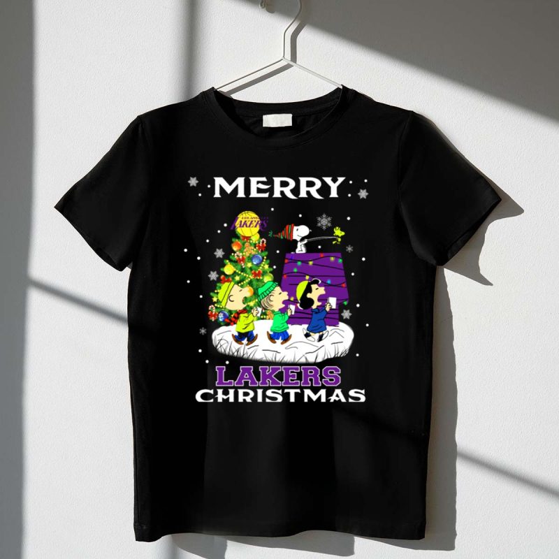 Merry Lakers Christmas Snoopy Peanuts Tree Festive Scene 1 T Shirt