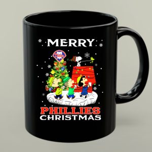 Merry Phillies Christmas Snoopy and Friends by Christmas Tree with Philadelphia Phillies 1 mug.jpg