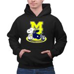 Michigan Wolverines Snoopy M Helmet 2 Hoodie.jpg