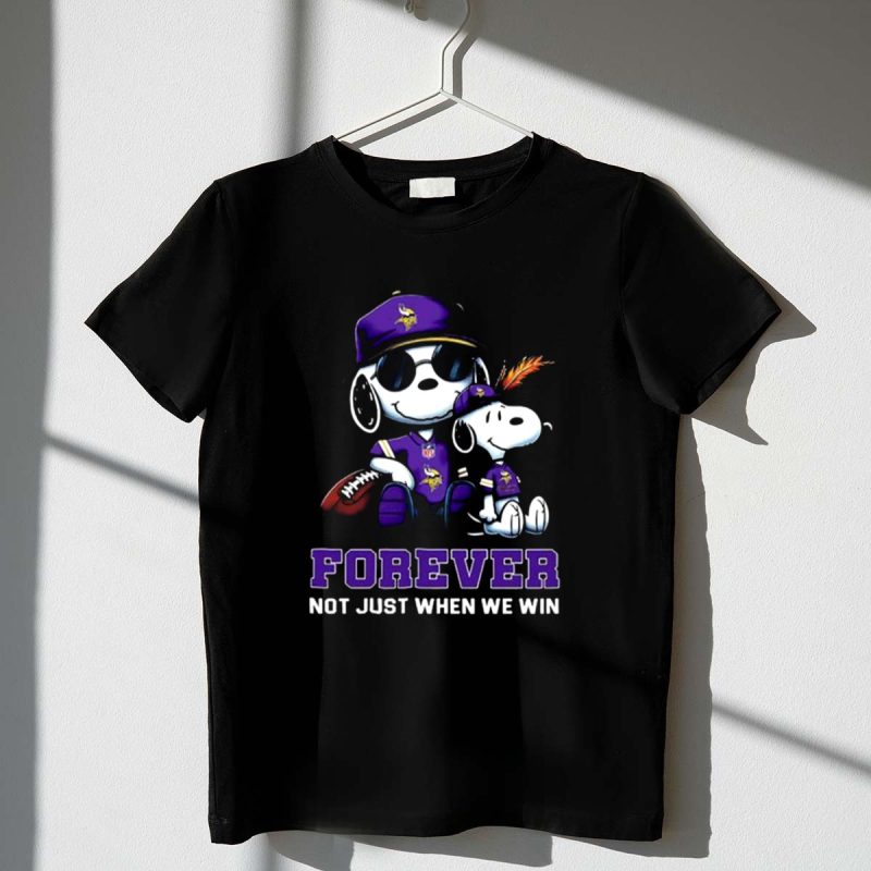 Minnesota Vikings Peanuts Snoopy Forever 1 T Shirt