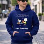 New England Patriots Snoopy Charlie Brown Happy Thanksgiving Football 8 Hoodie