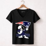 New England Patriots Snoopy Dabbing Patriots 7 Womens V Neck