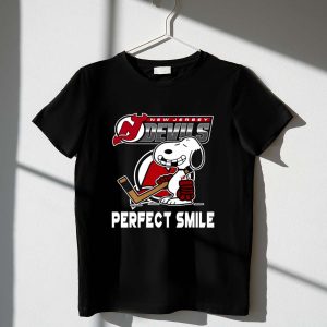 New Jersey Devils Snoopy Perfect Smile 1 T Shirt.jpg