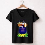 New York Giants Snoopy Halloween Witch Reading Football Pumpkin 7 Womens V Neck