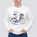 New York Giants Snoopy on Bicycle with Flowers and Scarf 4 Long Sleeves