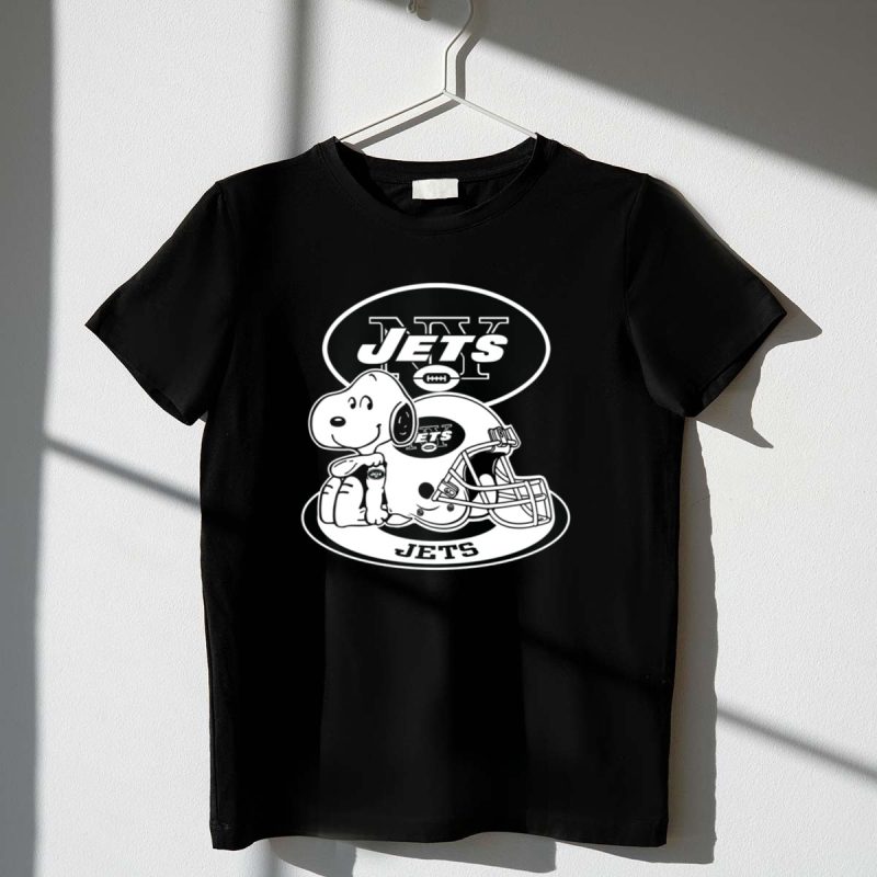 New York Jets Snoopy Football Helmet 1 T Shirt