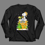 New York Knicks Christmas Snoopy And Woodstock Holiday Scene 4 Long Sleeves