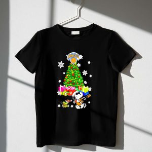 New York Knicks Snoopy Woodstock Christmas Tree Gifts Snowflakes 1 T Shirt
