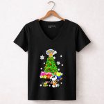 New York Knicks Snoopy Woodstock Christmas Tree Gifts Snowflakes 7 Womens V Neck