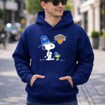 New York Knicks Snoopy and Woodstock Pilgrim Hats 8 Hoodie